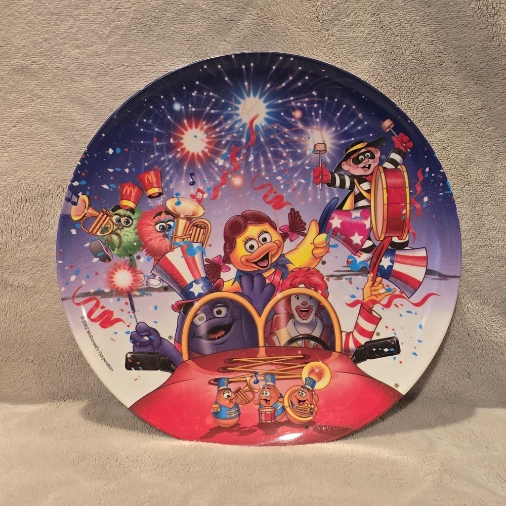 2002 McDonalds Corporation Collectible Plate Ronald McDonald Hamburglar Firework